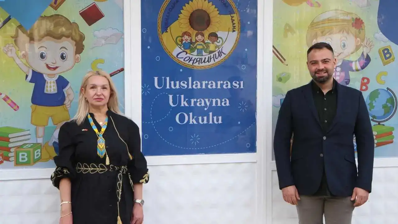 Aşkla Geldiği Adana’da Kültür Köprüsü Kurdu: Bir İlke İmza Attı! 5